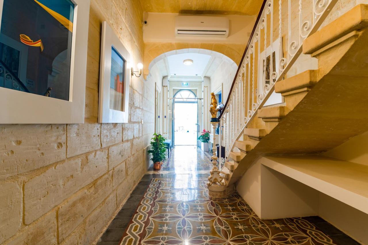Hotel Monreal Boutique Townhouse - R024Rm3 Paola Exterior foto